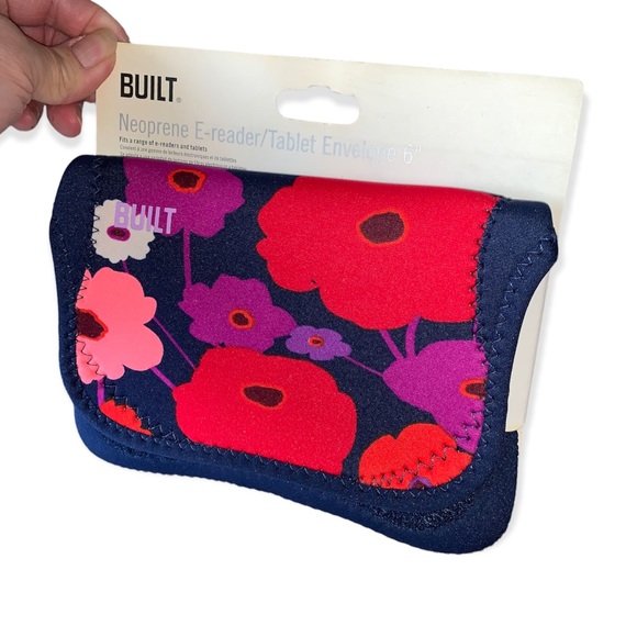 BUILT Neoprene E-Reader 6” Tablet Case - Picture 10 of 10